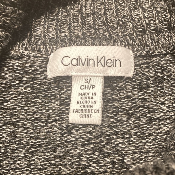3/$15 Calvin Klein Heathered Gray Cowl Neck Sweater Size small - Picture 4 of 6